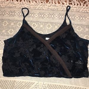 Kimchi Blue Velvet Crop Top S